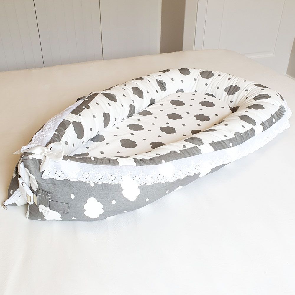 Baby Nest - White with Grey Clouds