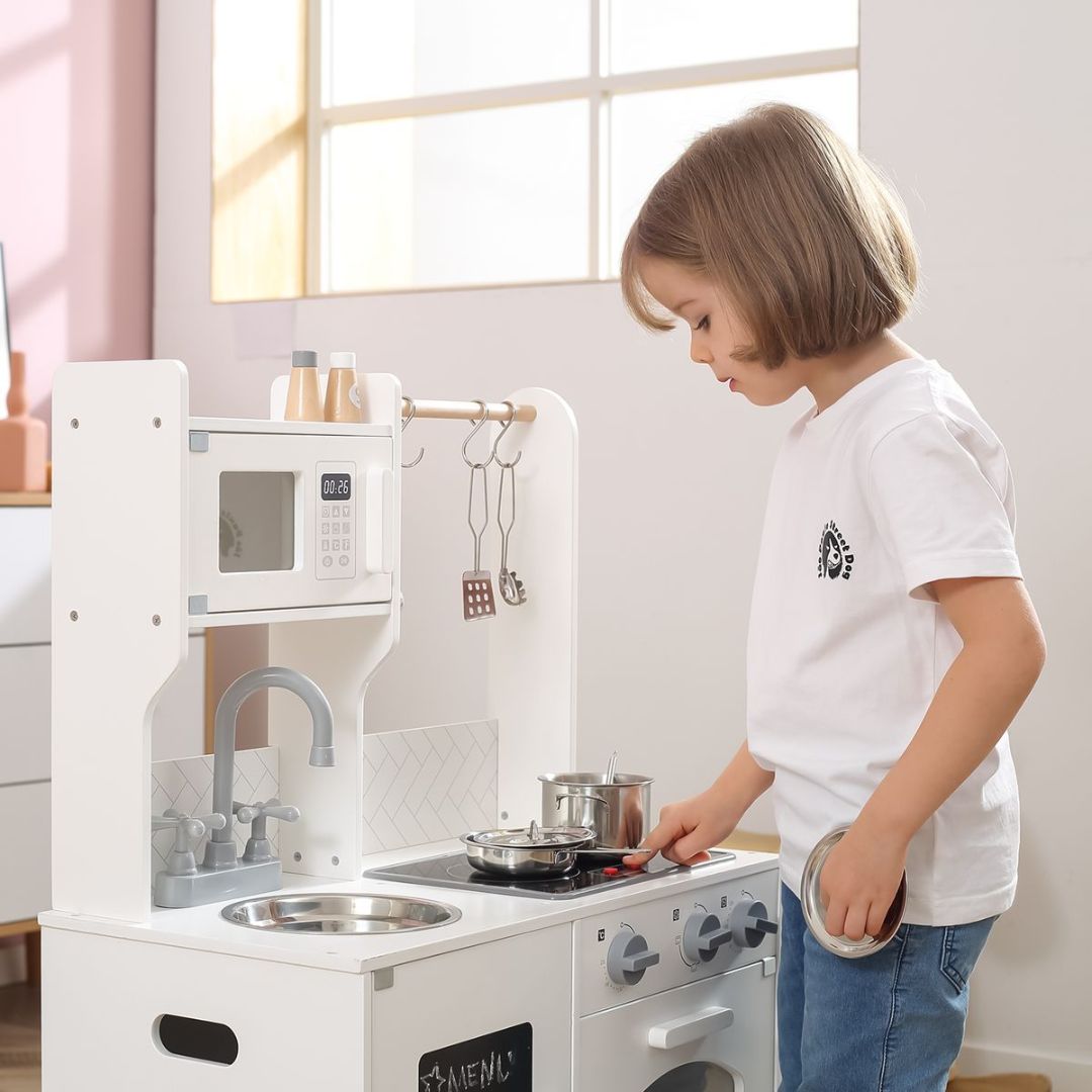 Little Chef's Kitchen with  Light and Sound  - Classic White